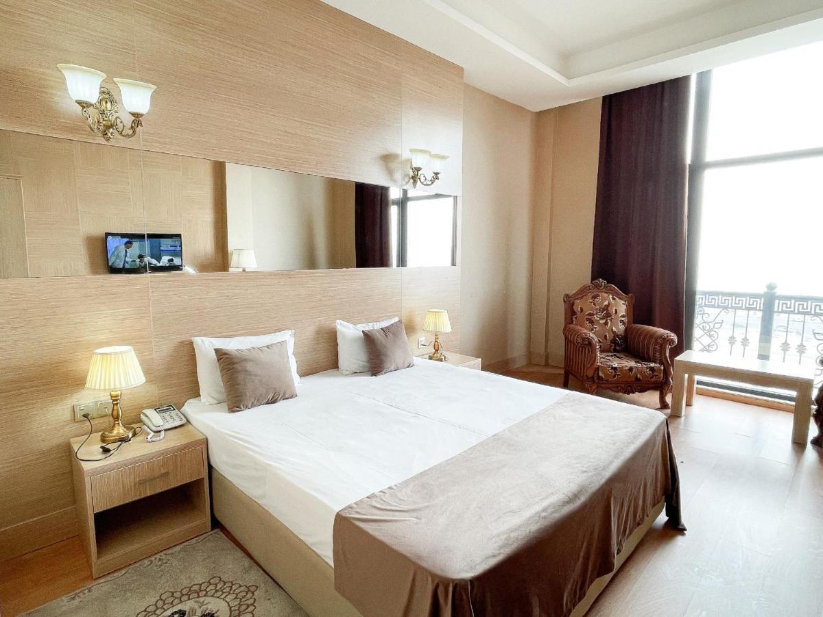 Nobel Hotel Баку Екстериор снимка