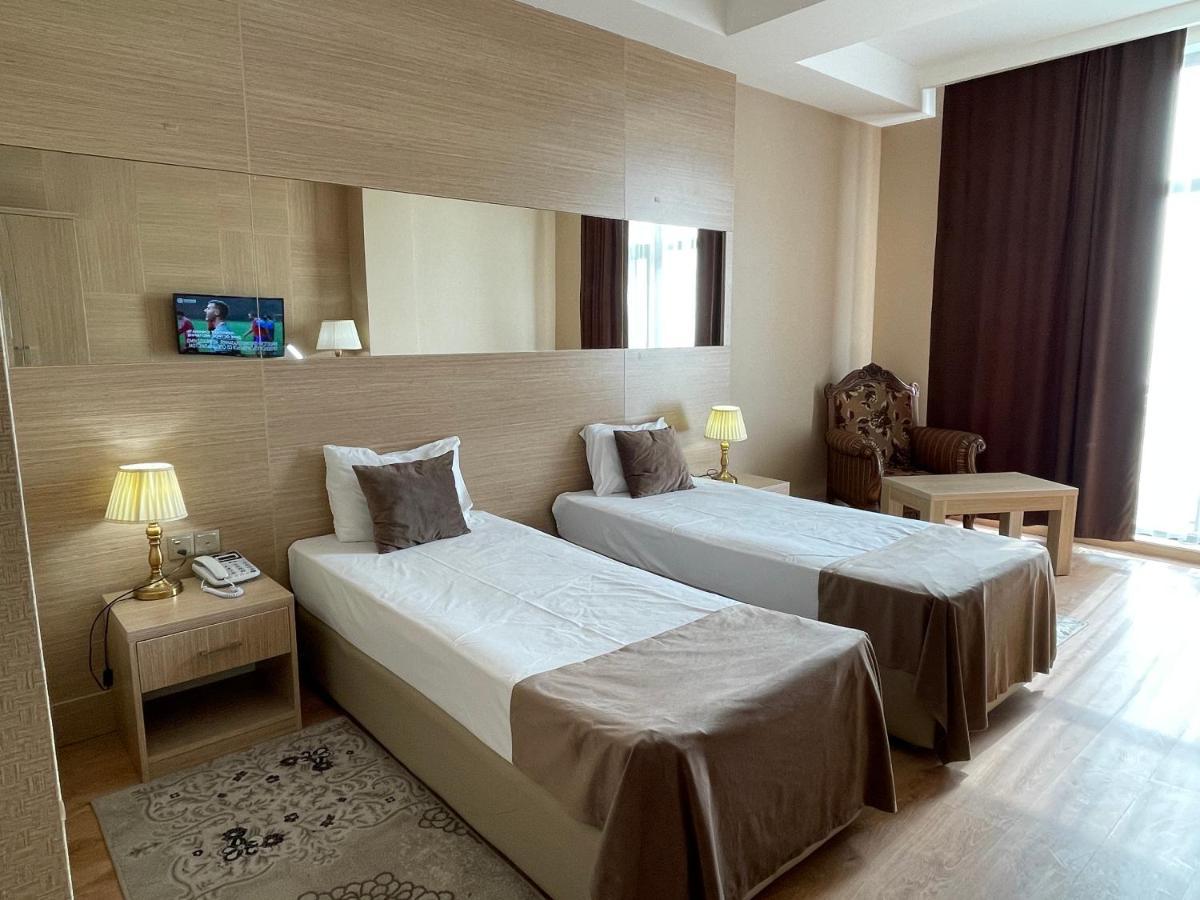 Nobel Hotel Баку Екстериор снимка