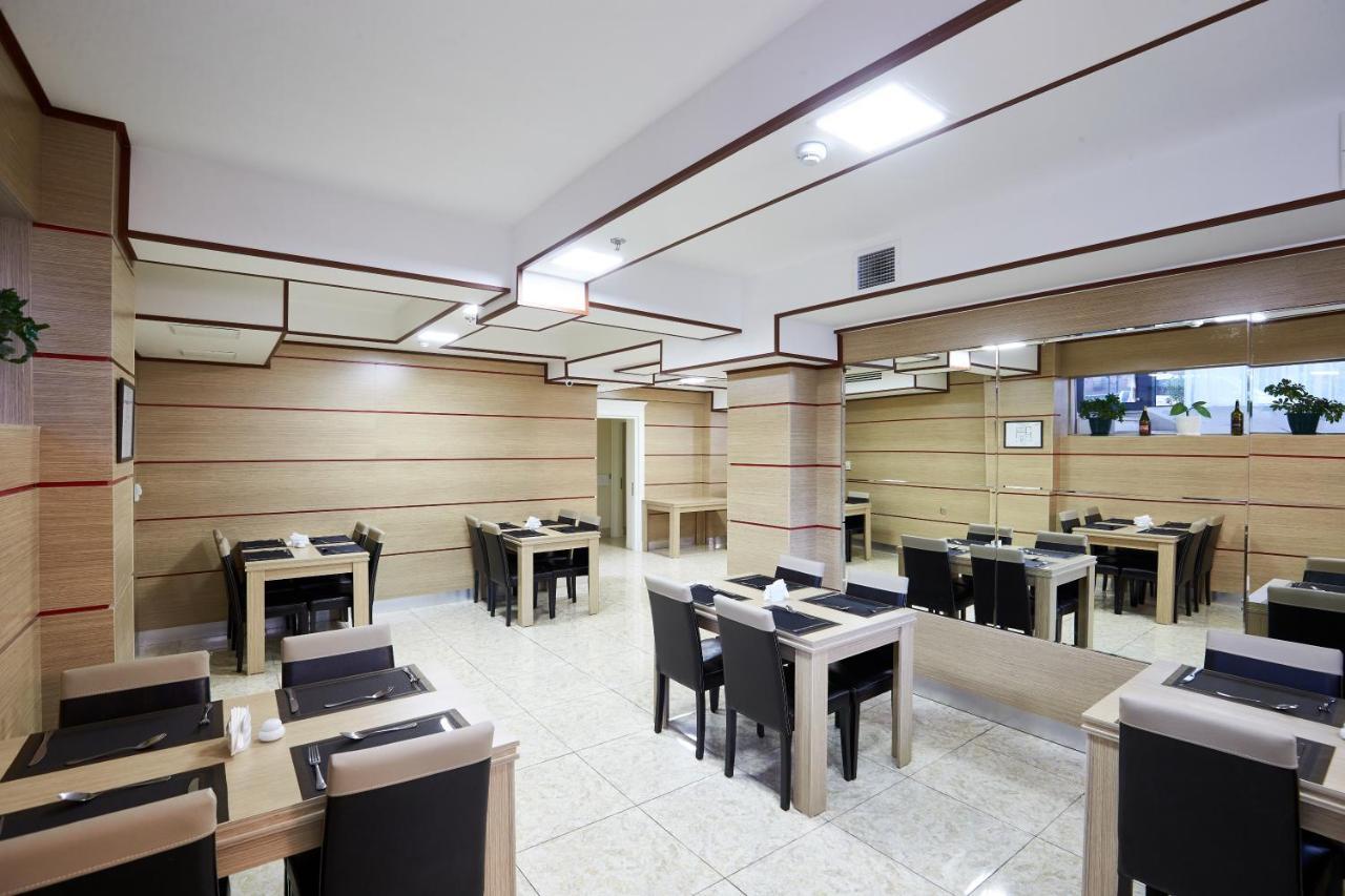 Nobel Hotel Баку Екстериор снимка