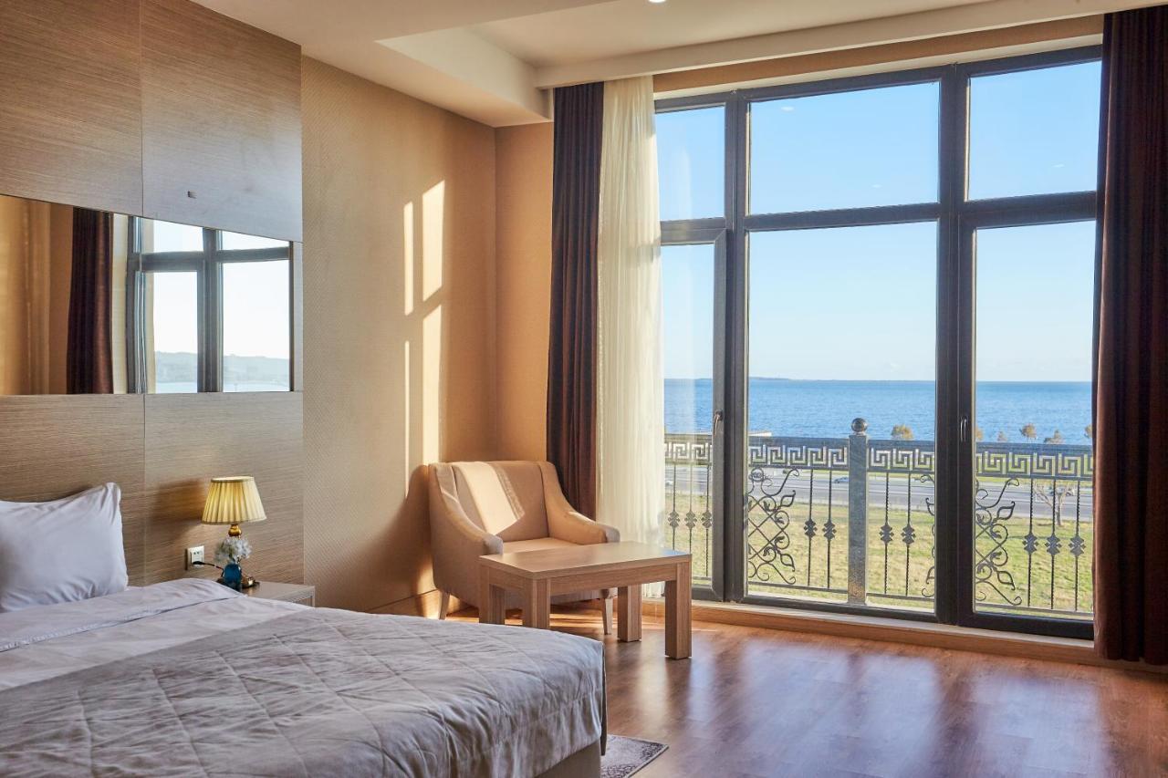 Nobel Hotel Баку Екстериор снимка