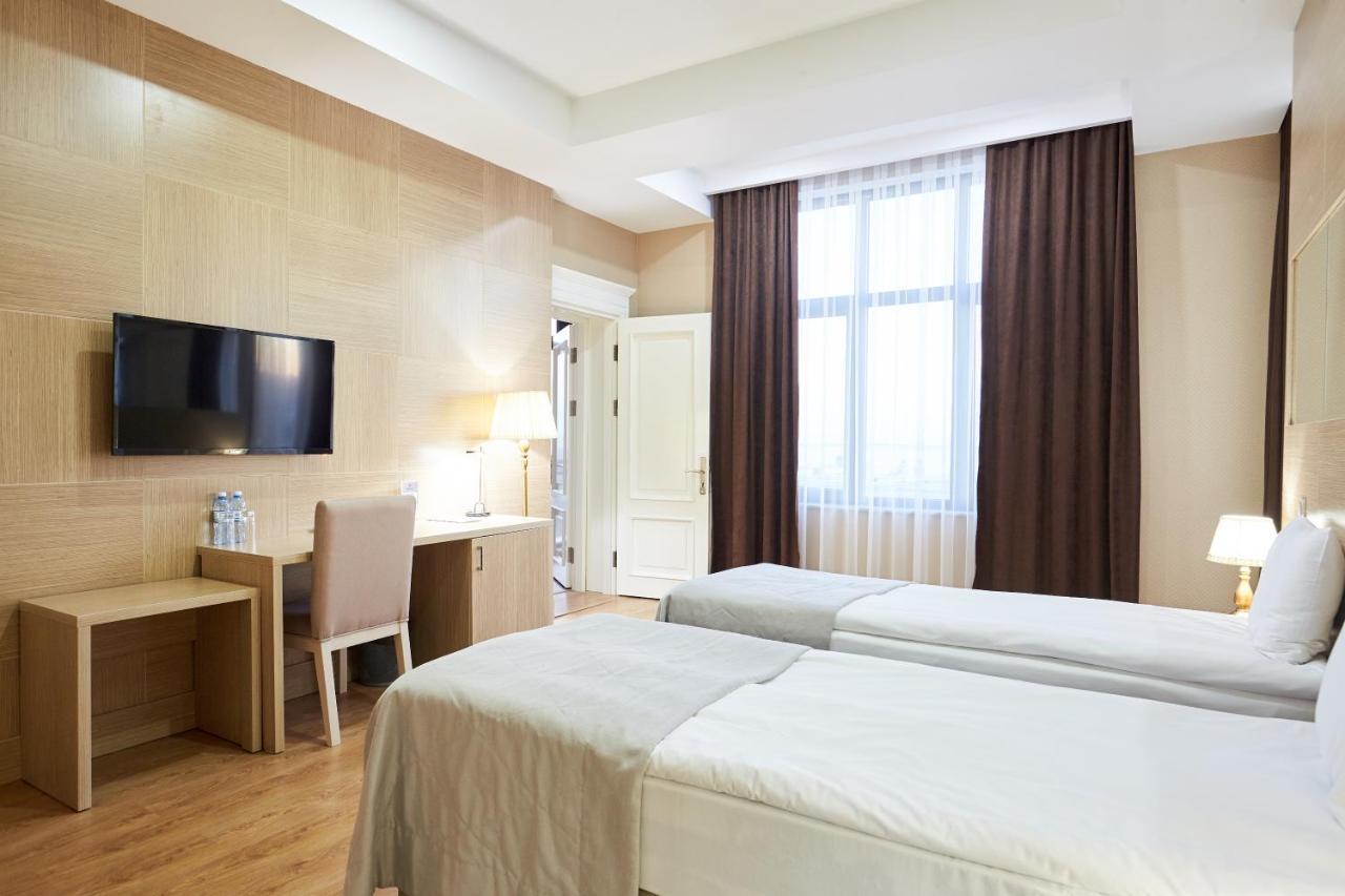 Nobel Hotel Баку Екстериор снимка