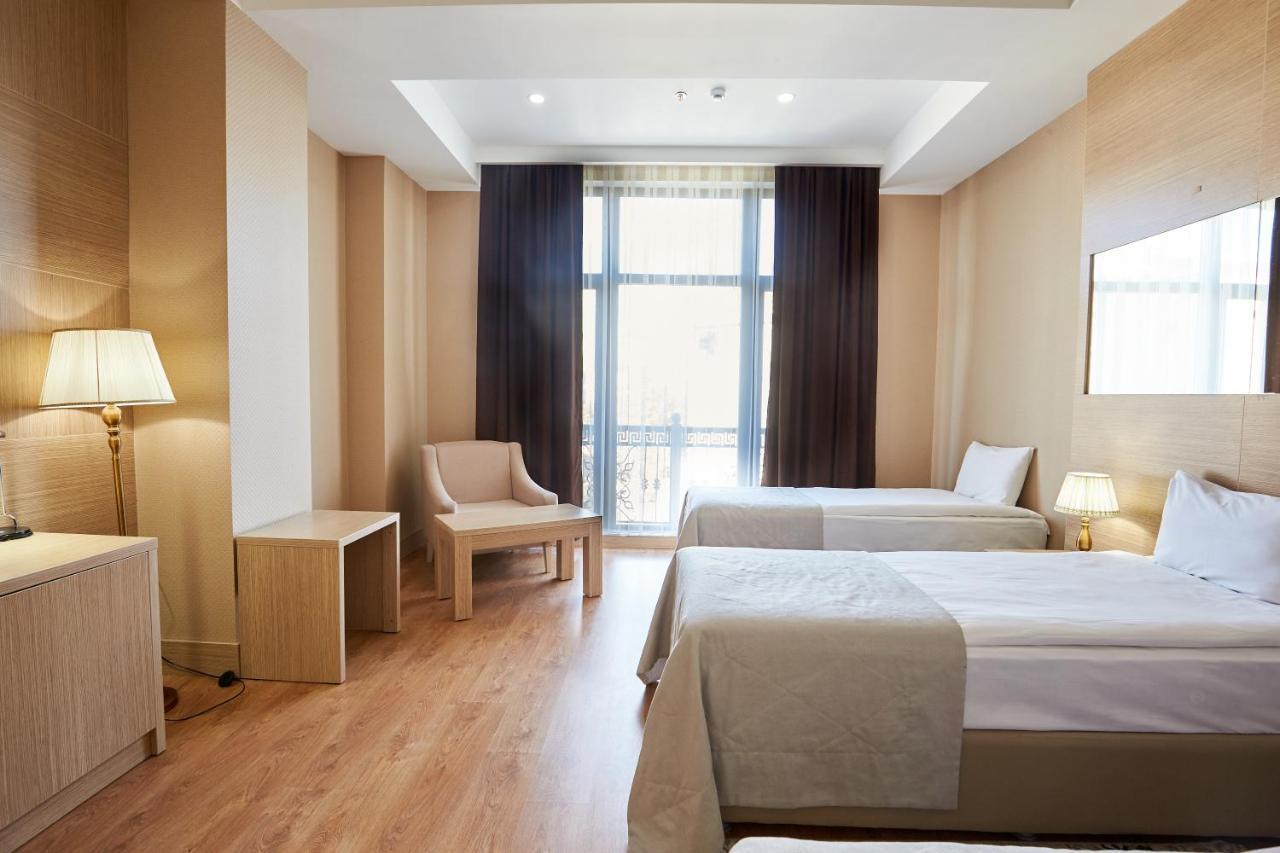 Nobel Hotel Баку Екстериор снимка